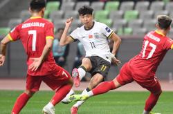 雷速体育比分直播-亚洲足球赛场上球队的瞩目表现