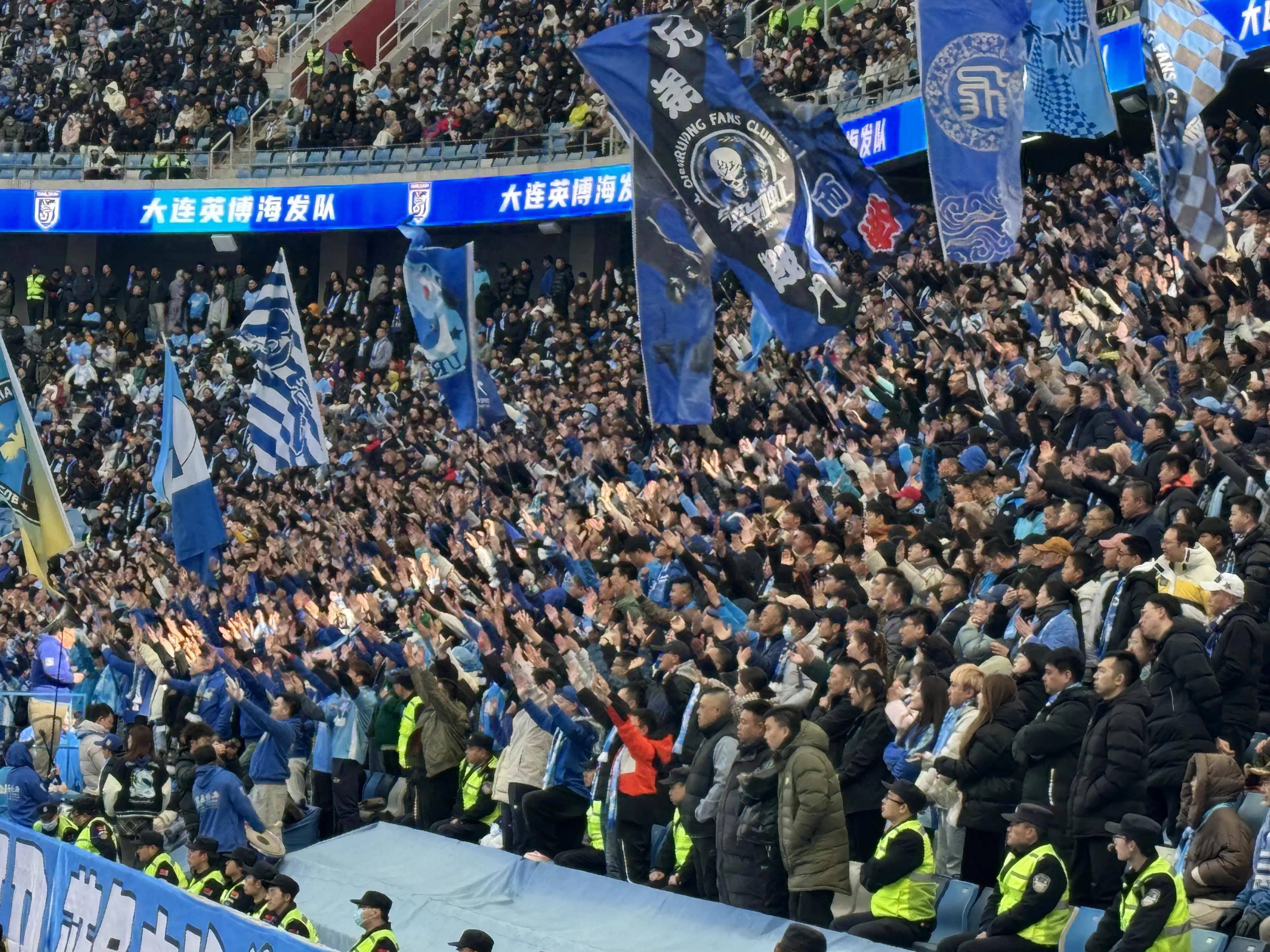 关于中超联赛动向：多支球队备战心态表现备受瞩目的信息