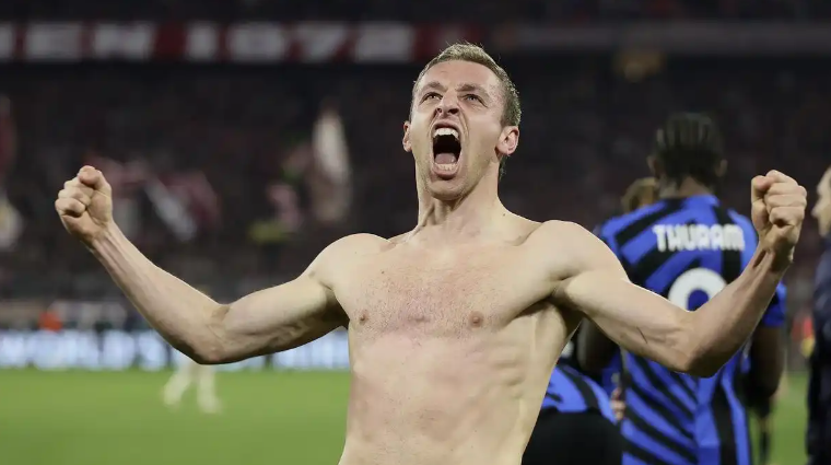 澳大利亚男篮逆转立陶宛男篮,萨姆·米切尔统治全场的简单介绍 澳大利亚男篮逆转立陶宛男篮,萨姆·米切尔统治全场的简单介绍