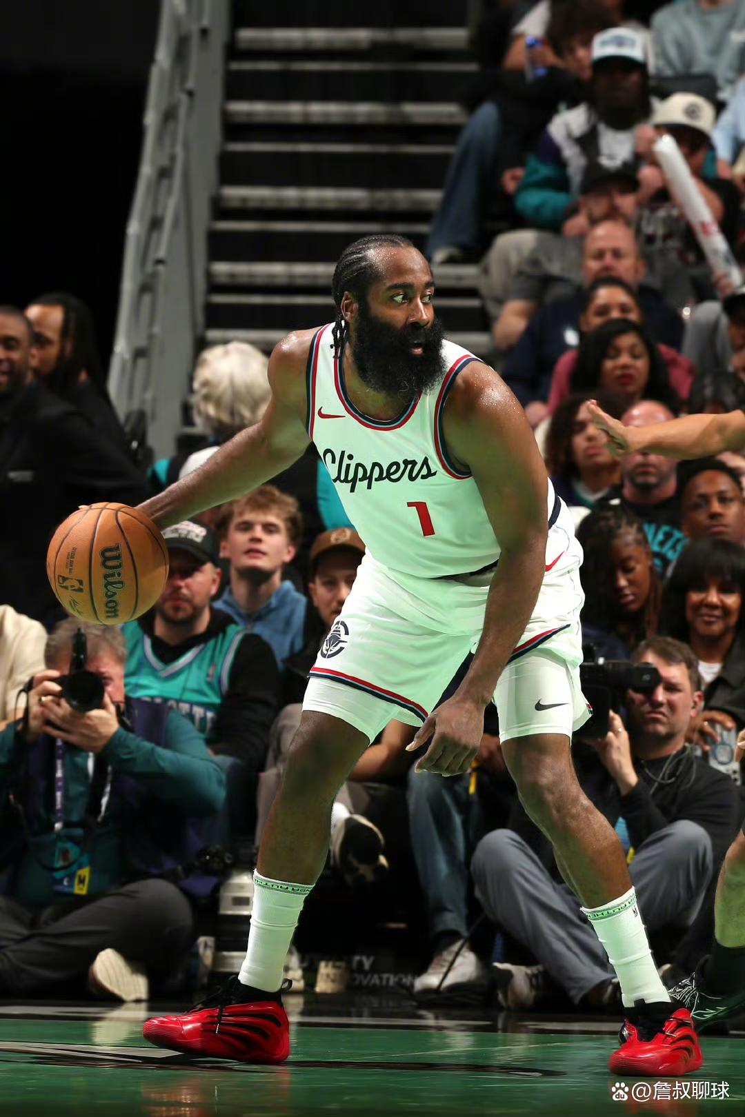 阿根廷男篮力克快船，哈登一己之力扛起全队的简单介绍